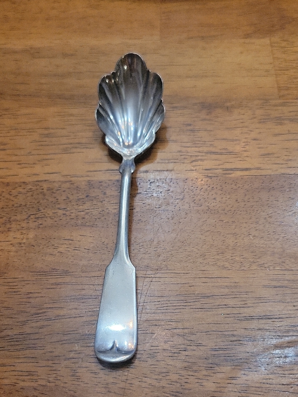 Vintage Rogers & Hamilton A1 Shell Shaped Silver Plated Sugar Spoon